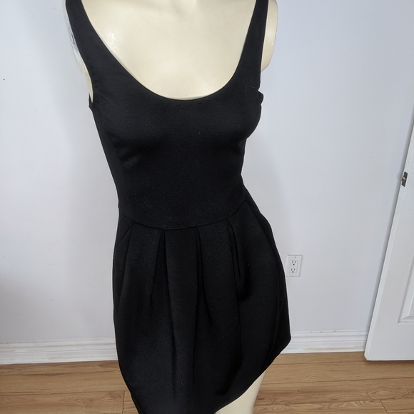 Aritiza Wilfred -  black dress - Picture 6 of 11